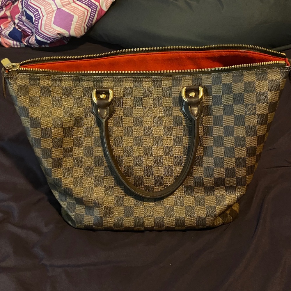 Louis Vuitton Purse